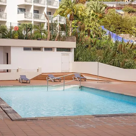 Sunny By The Sea With A Pool Funchal (Madeira)