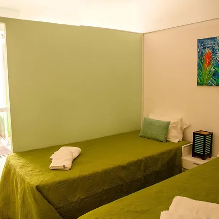 Apartment Sunny By The Sea With A Pool *