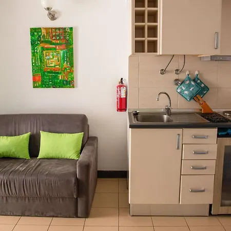 Sunny By The Sea With A Pool Apartment Funchal (Madeira)