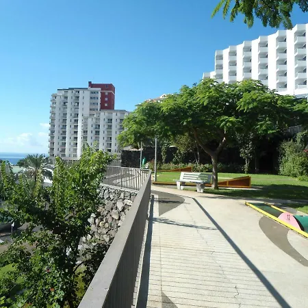 Sunny By The Sea With A Pool *